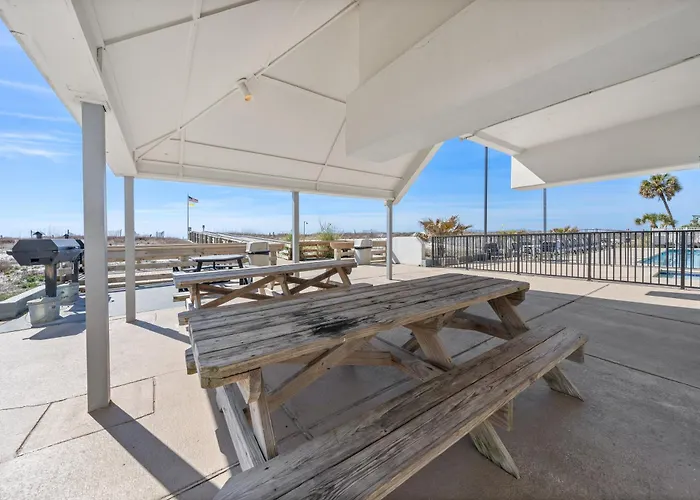 Apartment Island Winds West 471